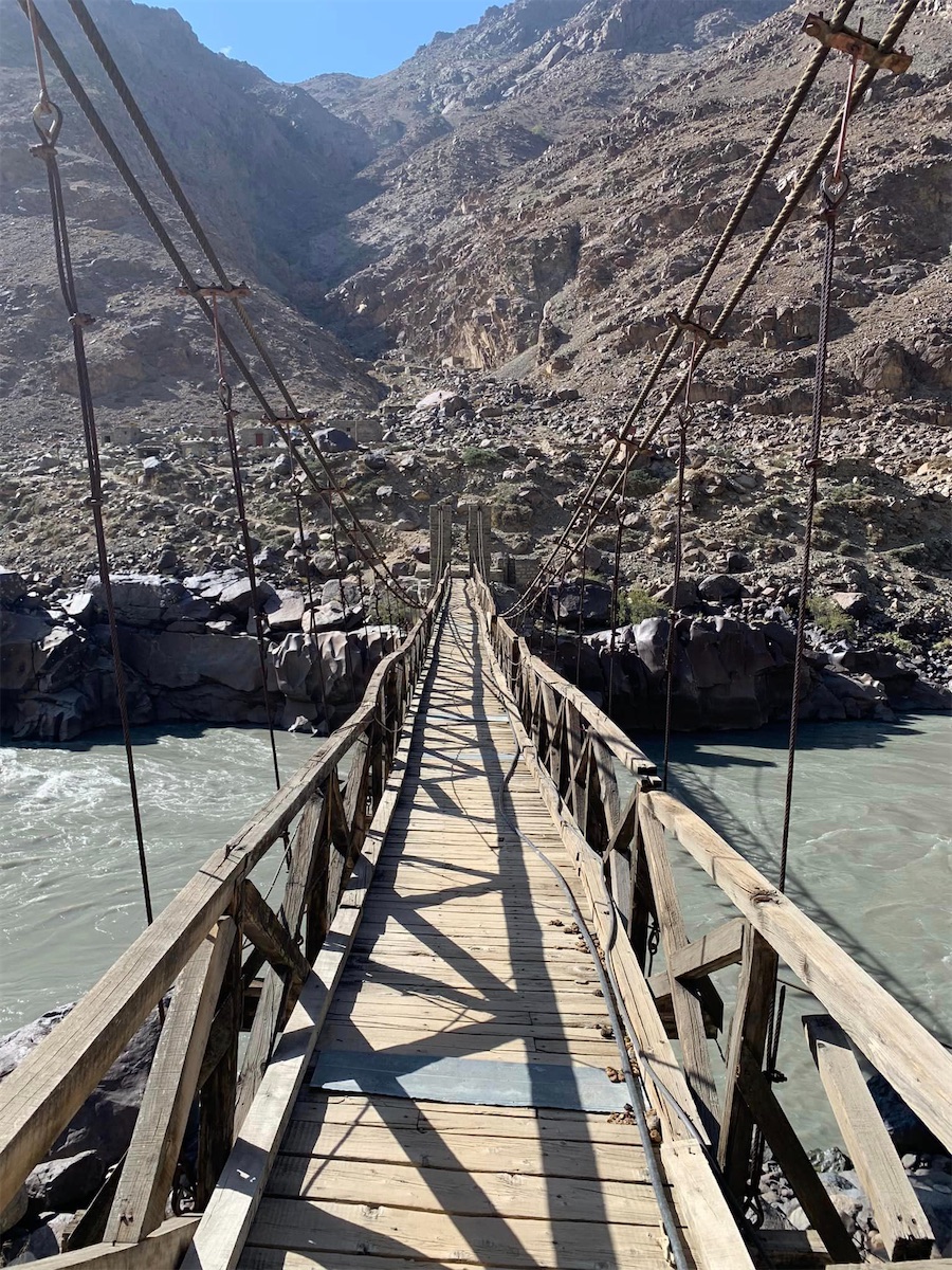 pont suspendu, Hundurmaan